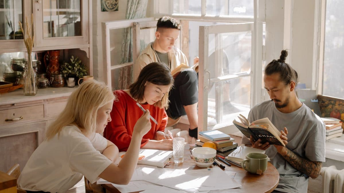 pexels cottonbro 4778621 scaled